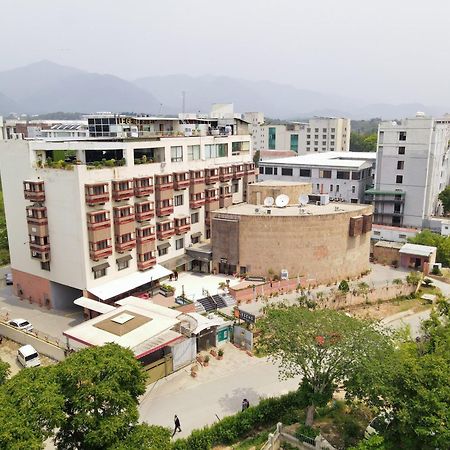 Legend Hotel Islamabad Eksteriør bilde