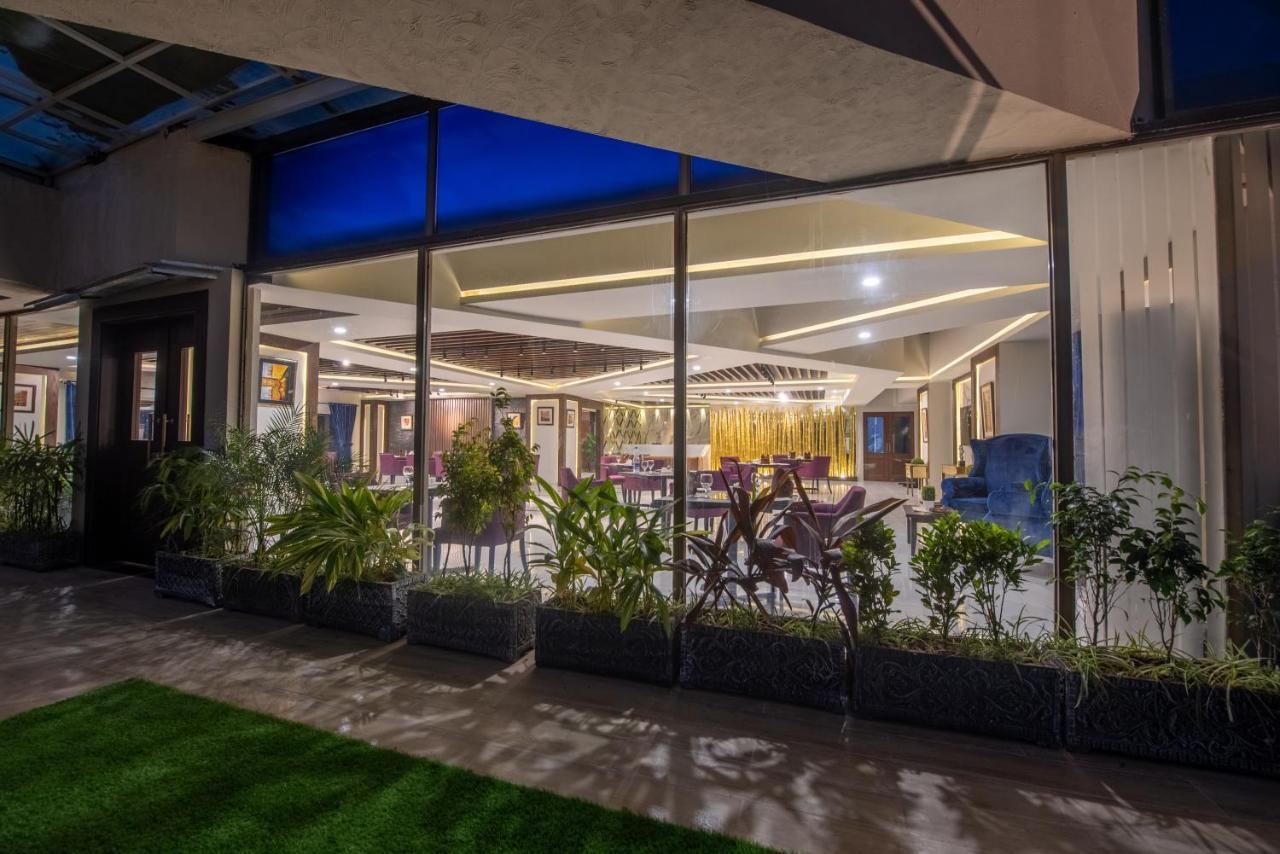 Legend Hotel Islamabad Eksteriør bilde