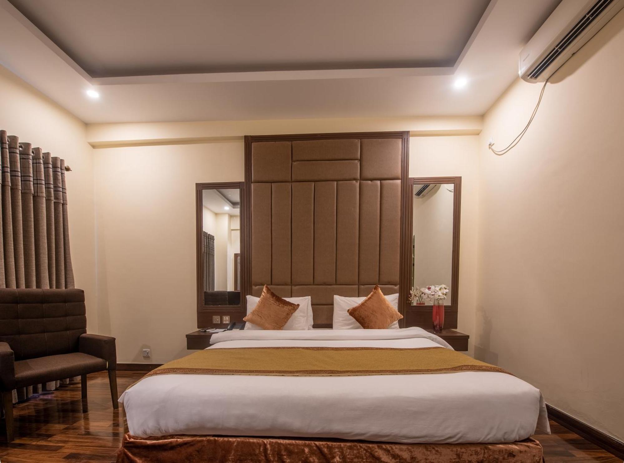 Legend Hotel Islamabad Eksteriør bilde