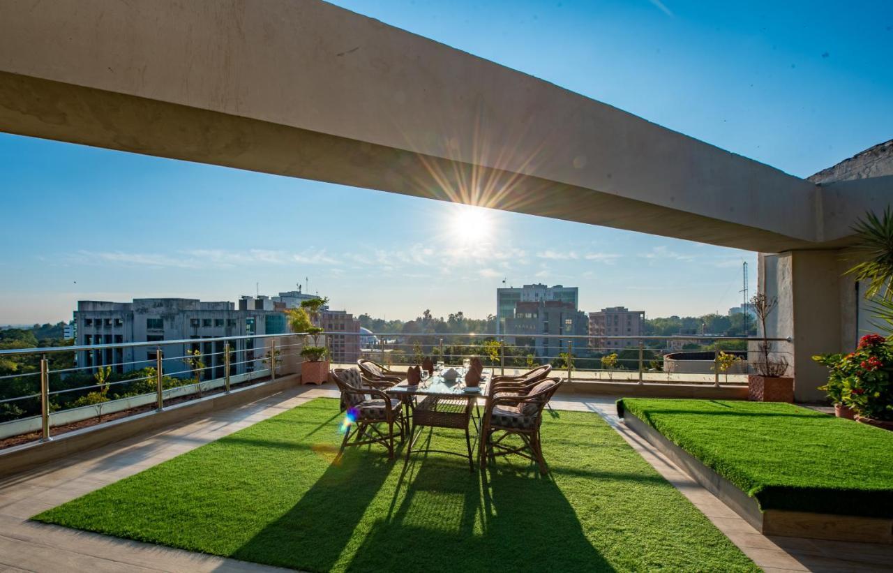Legend Hotel Islamabad Eksteriør bilde