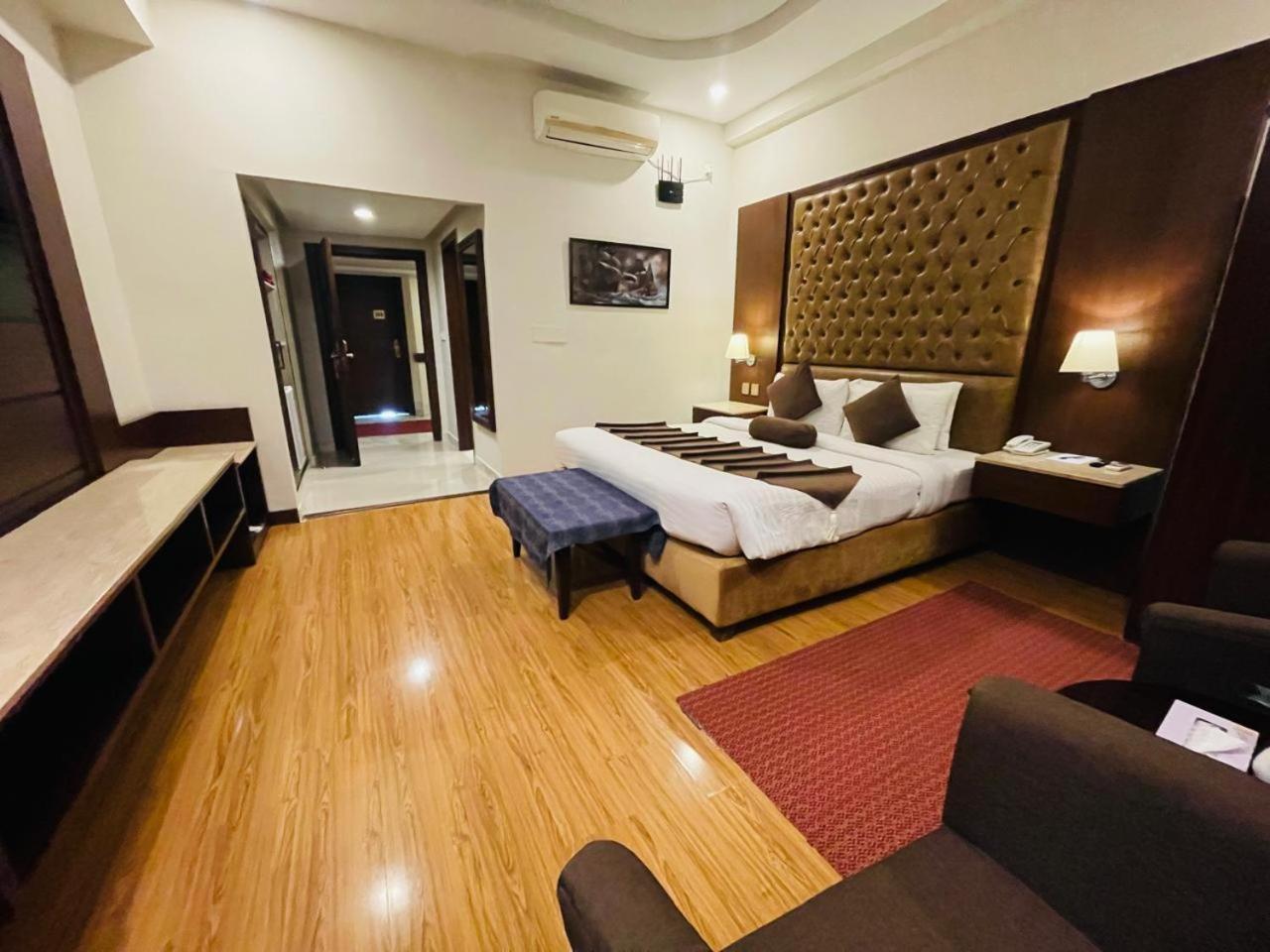 Legend Hotel Islamabad Eksteriør bilde
