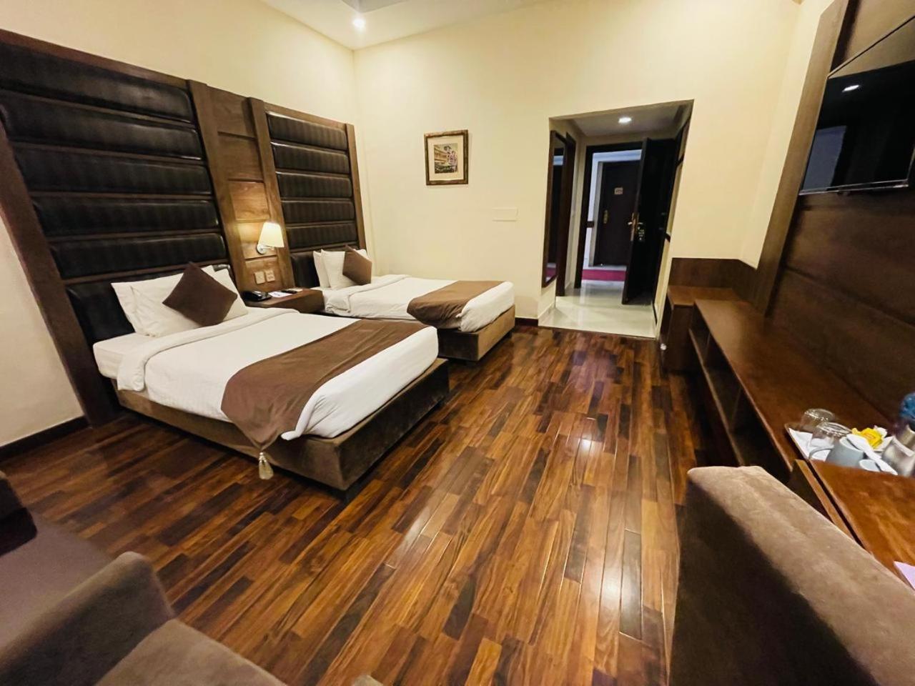 Legend Hotel Islamabad Eksteriør bilde