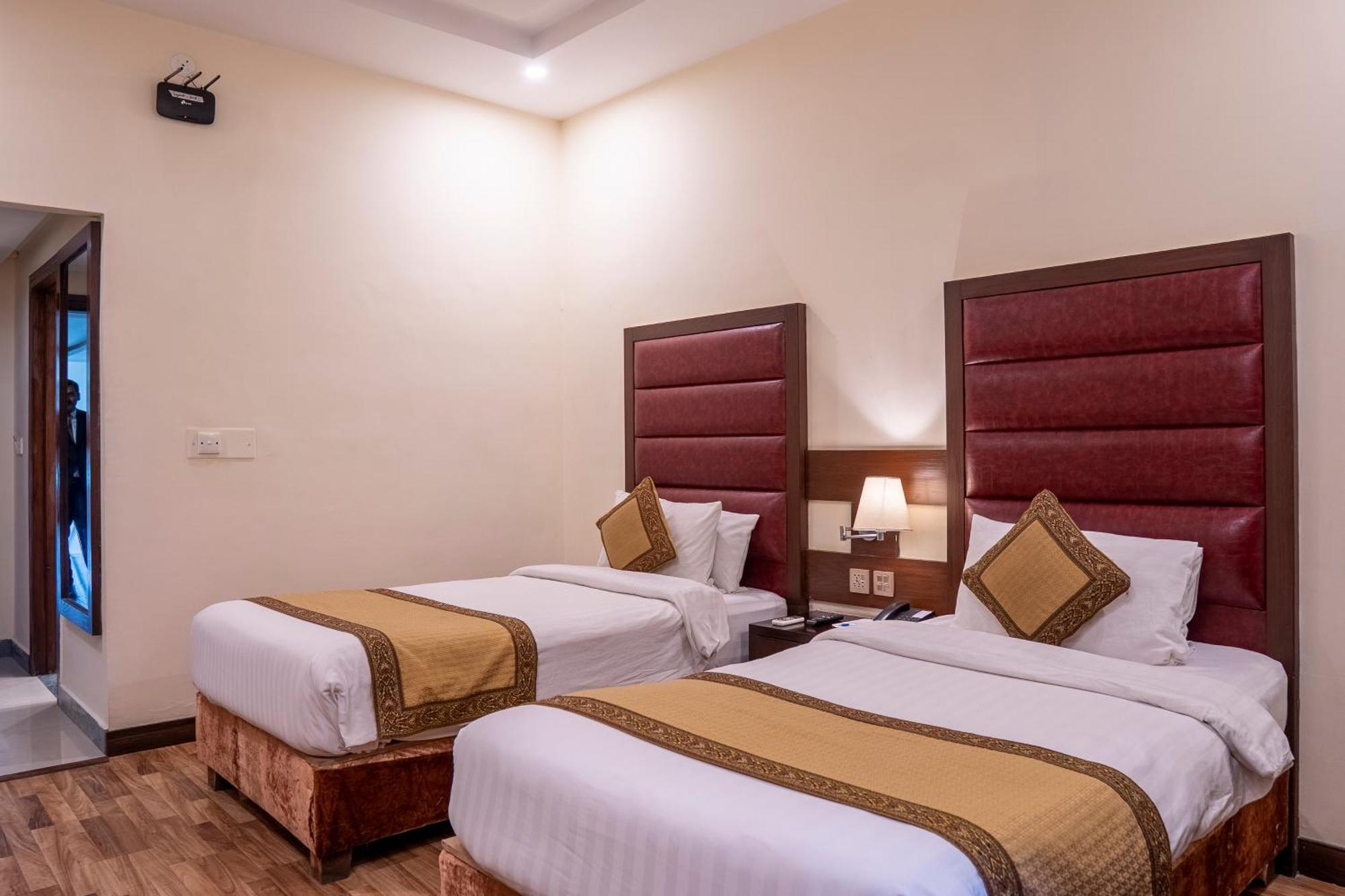 Legend Hotel Islamabad Eksteriør bilde